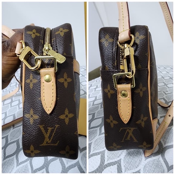 Authentic Louis Vuitton Monogram Canvas Trocadero 27 Bag - Picture 8 of 13